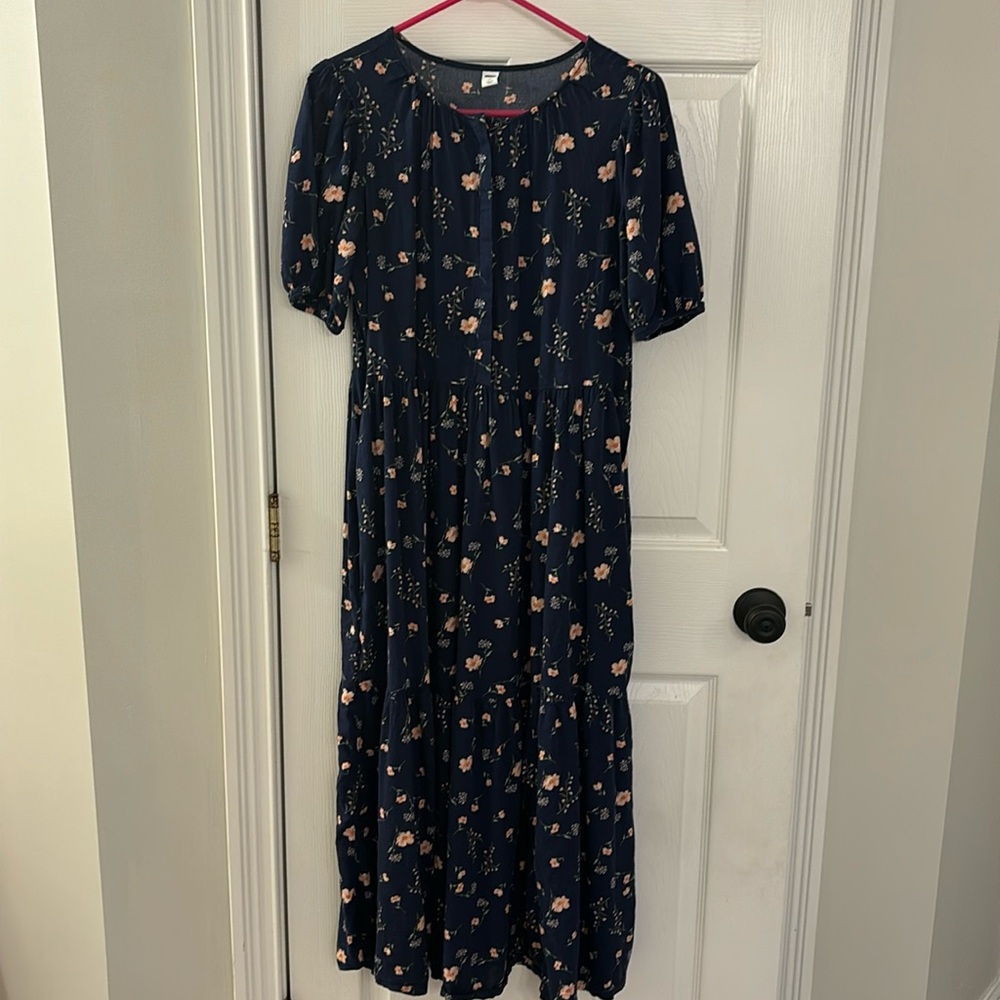 Old Navy worn once small tall